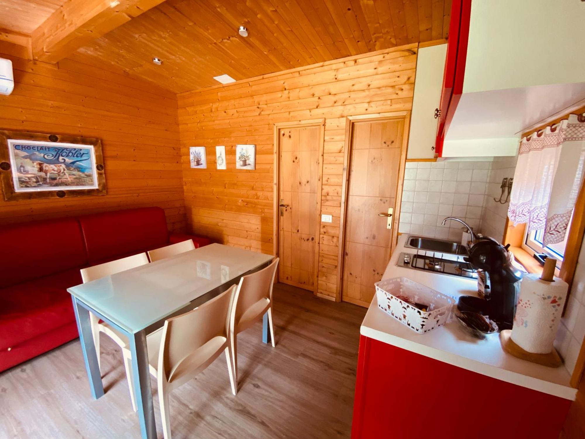 Bijoux Des Alpes - Mont Blanc Village La Salle Room photo