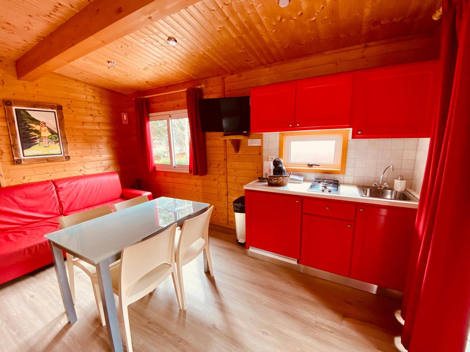 Bijoux Des Alpes - Mont Blanc Village La Salle Room photo
