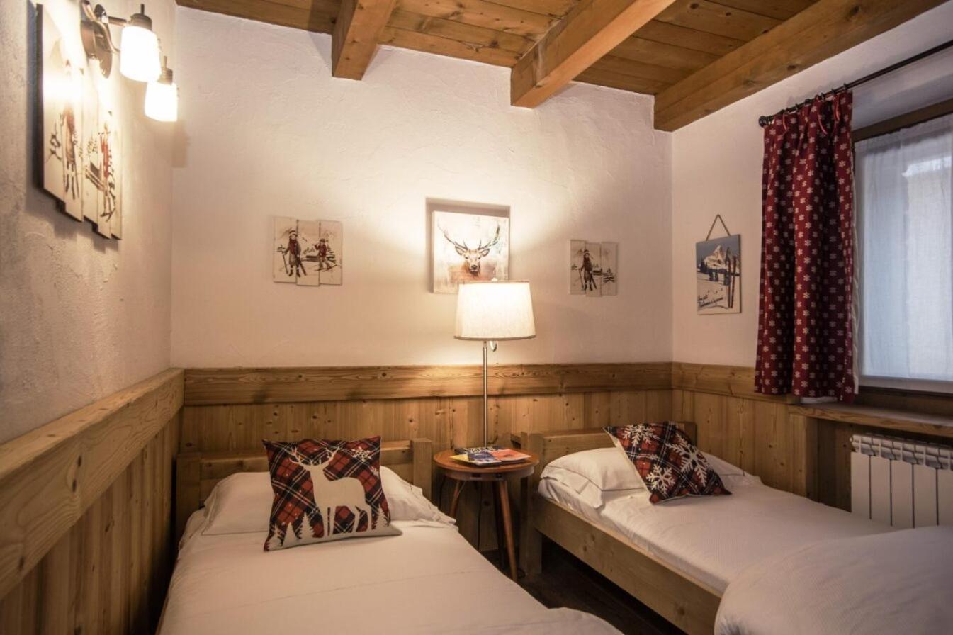 Bijoux Des Alpes - Mont Blanc Village La Salle Room photo
